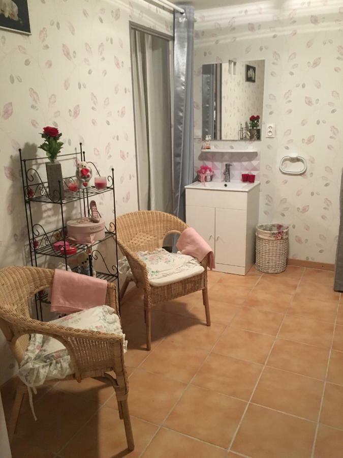 Maison Des Vignes Caylus 外观 照片